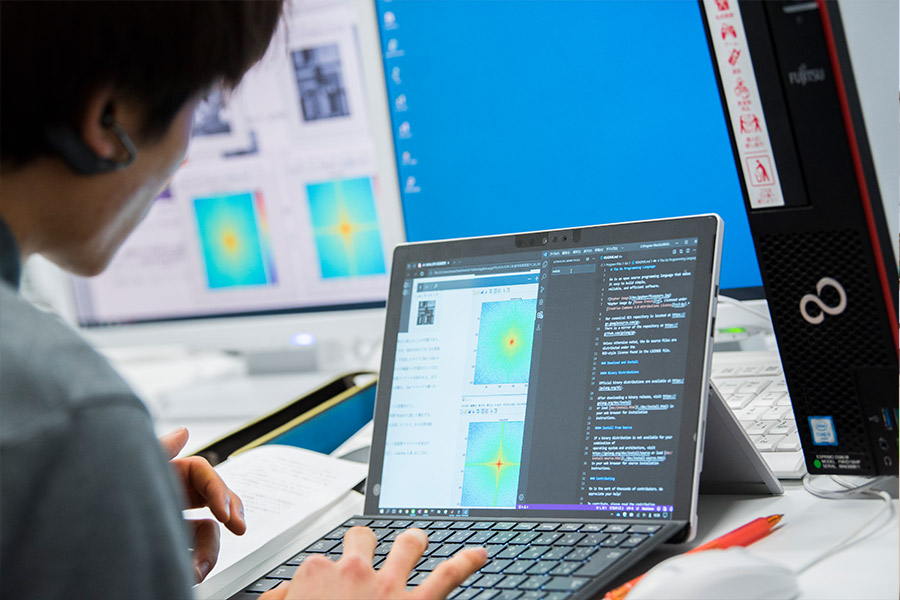 コンピュータ科学科 情報学部 学部 学科一覧 工学院大学 入試サイト コンピュータ科学科 情報学部 学部 学科一覧 工学院大学 入試サイト