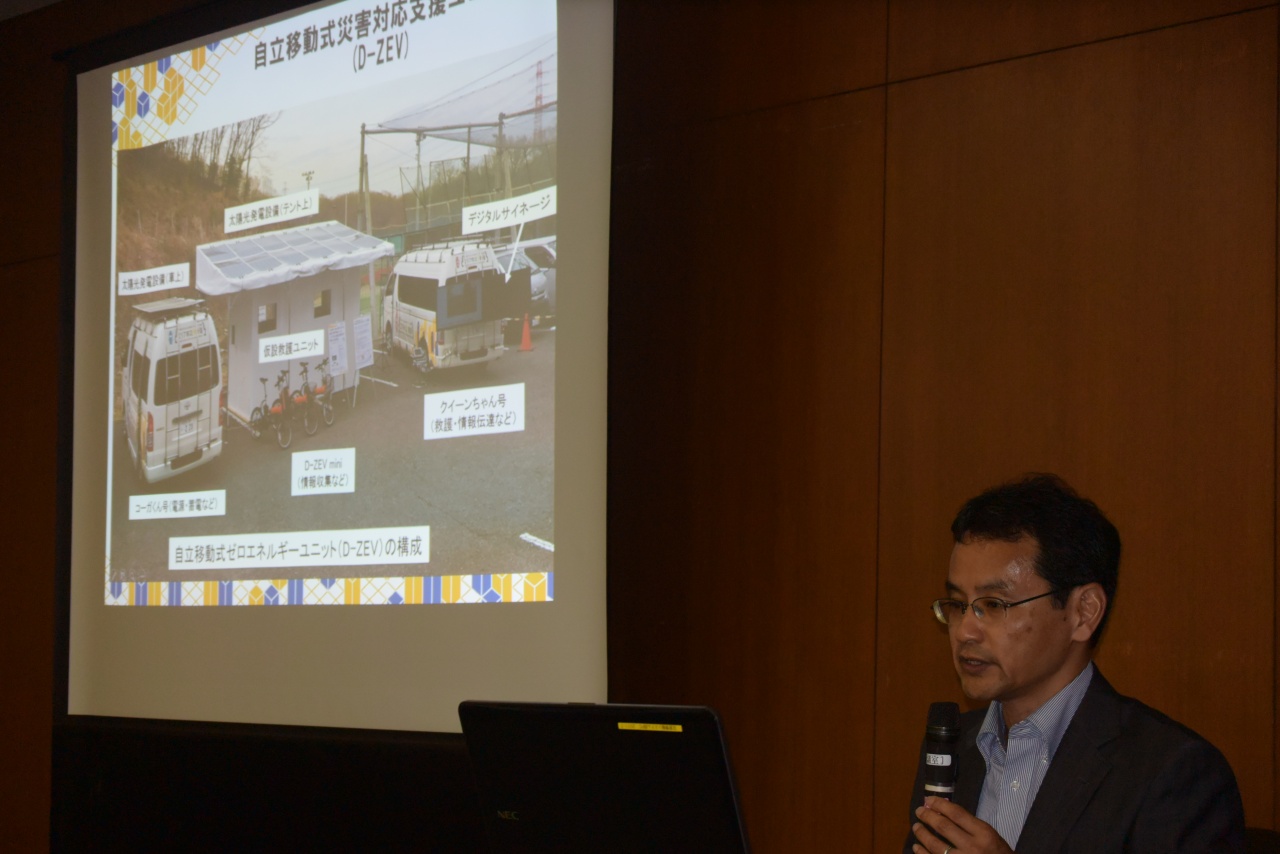 新宿駅周辺防災対策協議会総会で久田嘉章教授（まちづくり学科）が講演しました