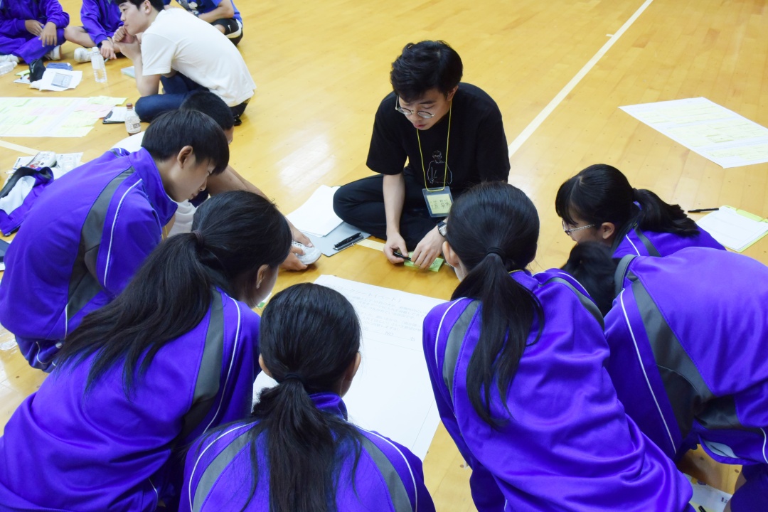 村上研究室が目黒中央中学校で避難所体験教室を行いました