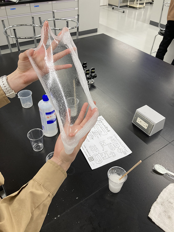 Science Create Projectがふわふわスライムなどを試作 21年度のお知らせ 工学院大学 Science Create Projectがふわふわスライムなどを試作 21年度のお知らせ 工学院大学