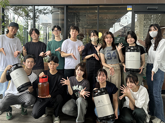 工学院大学で採れた東京産ハチミツ入りオリジナルビールを 「せいせき