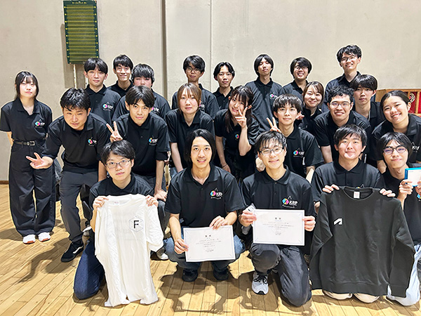 工学院大学ロボットプロジェクト(KRP)が、新入生向けロボコンF³RCで優勝