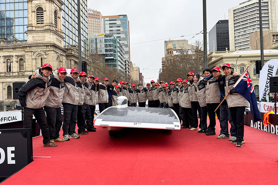 工学院大学ソーラーチーム　Bridgestone World Solar Challengeを完走しました！